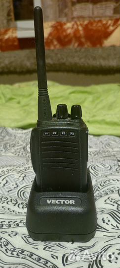 4х Рация Vector VT 44 Pro