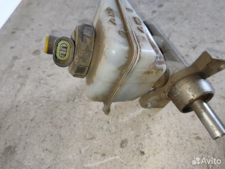 Главный тормозной цилиндр Renault Logan 2005-2014