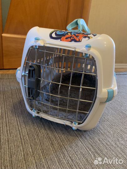Переноска для животных пластиковая
