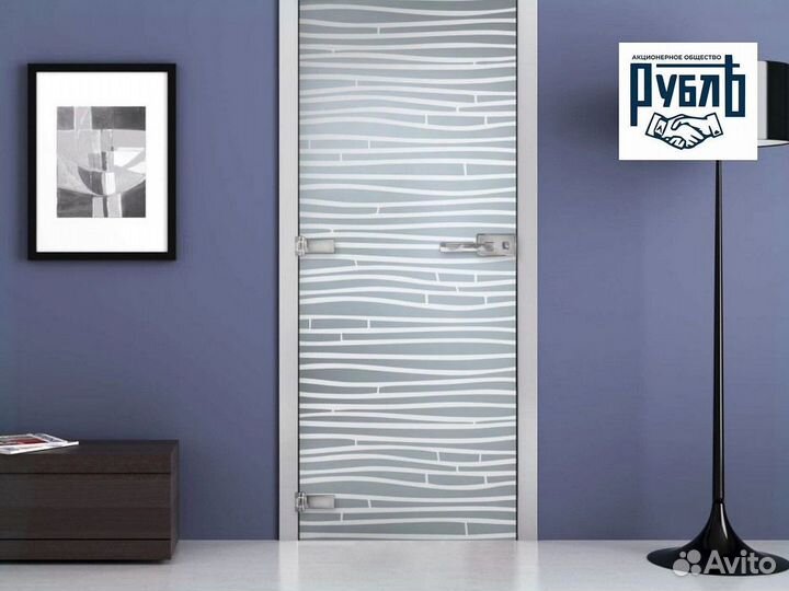 Стеклянная дверь