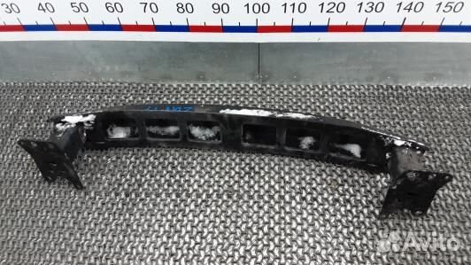 Усилитель бампера передний (кронштейн) skoda fabia