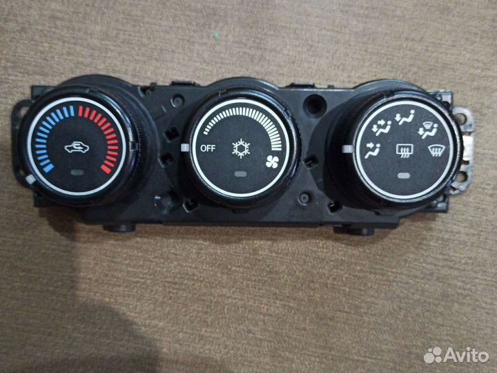 Блок управления отопителем Mitsubishi ASX