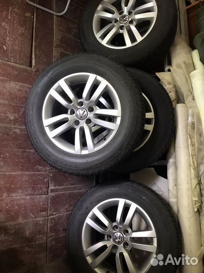 Bridgestone Dueler H/P Sport 215/65 R16 H