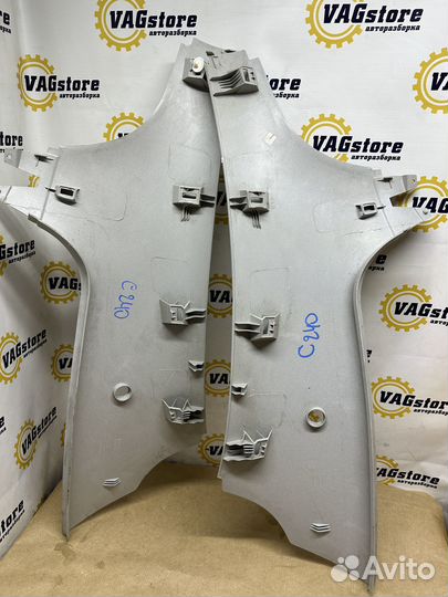 Обшивка задней стойки Volkswagen New Beetle 2000