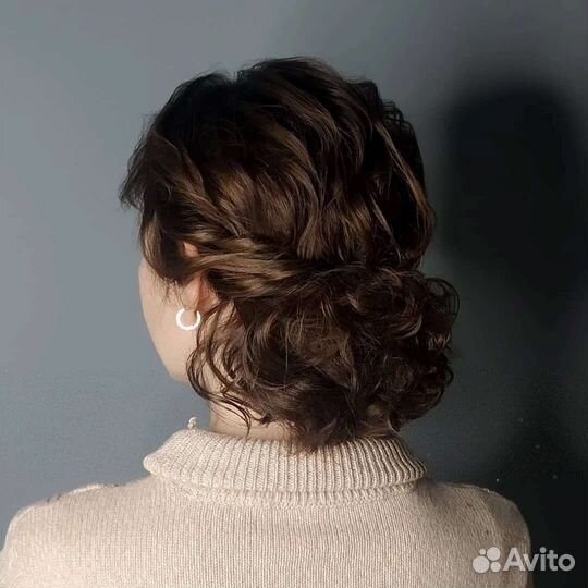 Мастер по прическам