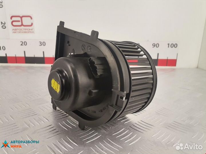 Моторчик печки Audi A3 8L 1998 1J1819021C