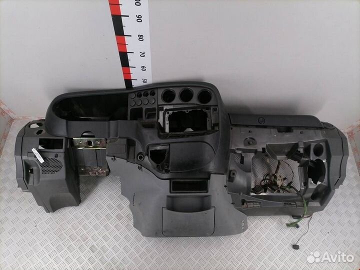Панель передняя салона (торпедо) iveco Daily 3