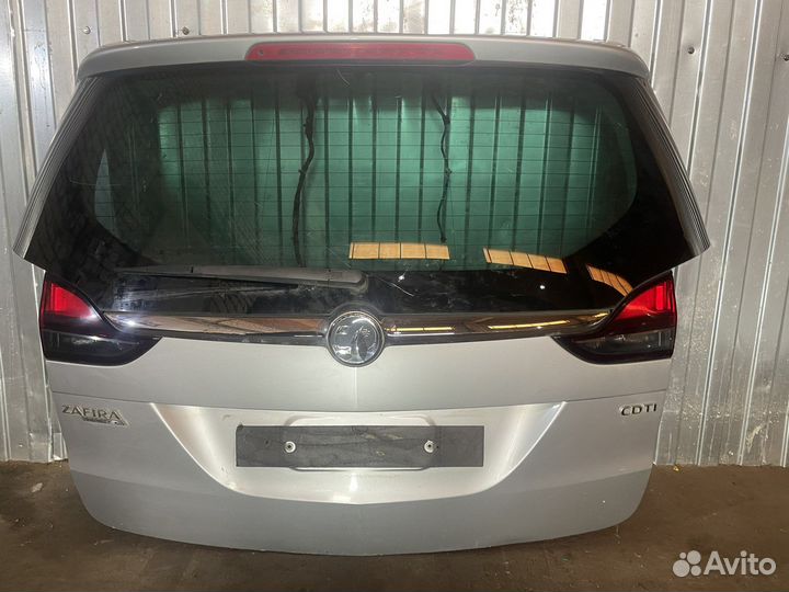 Крышка багажника opel zafira c