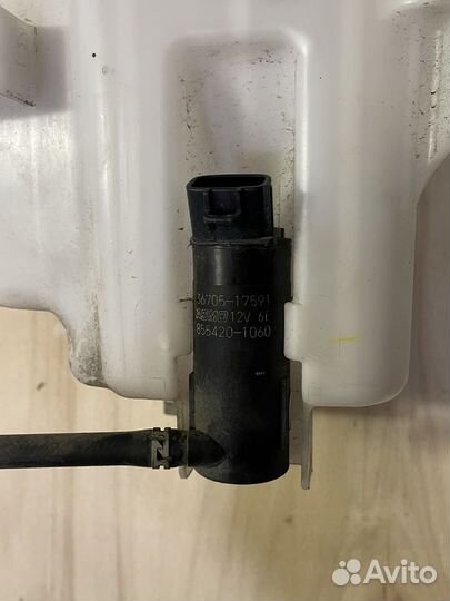 Бачок стеклоомывателя Lexus RX450h