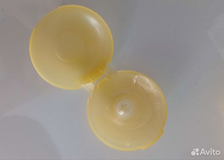 Накладки на грудь medela Новые