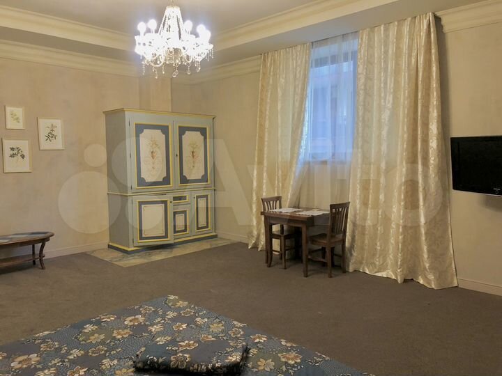Апартаменты-студия, 53 м², 4/8 эт.