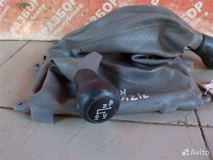 Кожух рычага кпп Ford Ranger 2006-2012