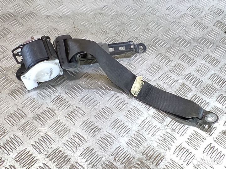 Ремень безопасности задний правый Nissan Murano z5