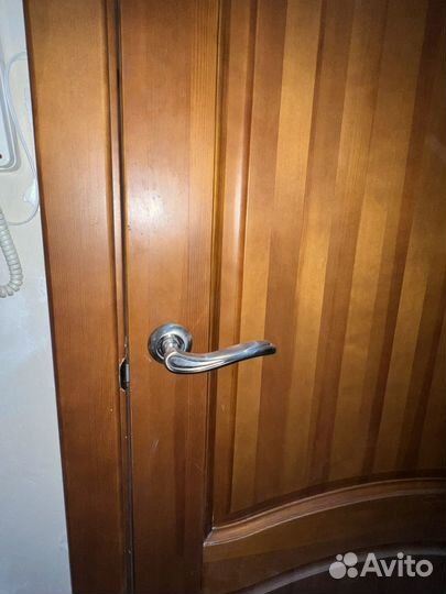 Дверь межкомнатная массив