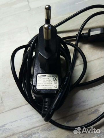 Зарядка для телефона разные