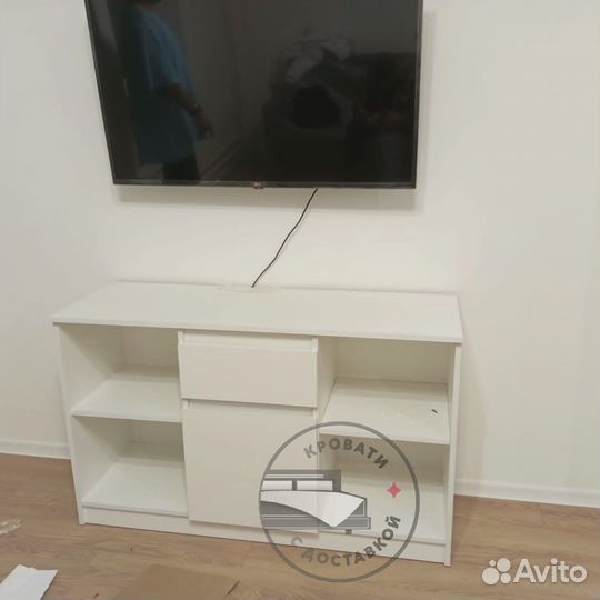 Тумба под телевизор