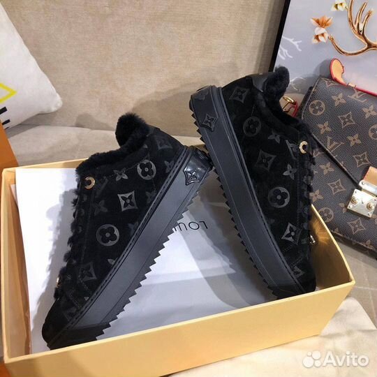 Кеды с мехом Louis Vuitton