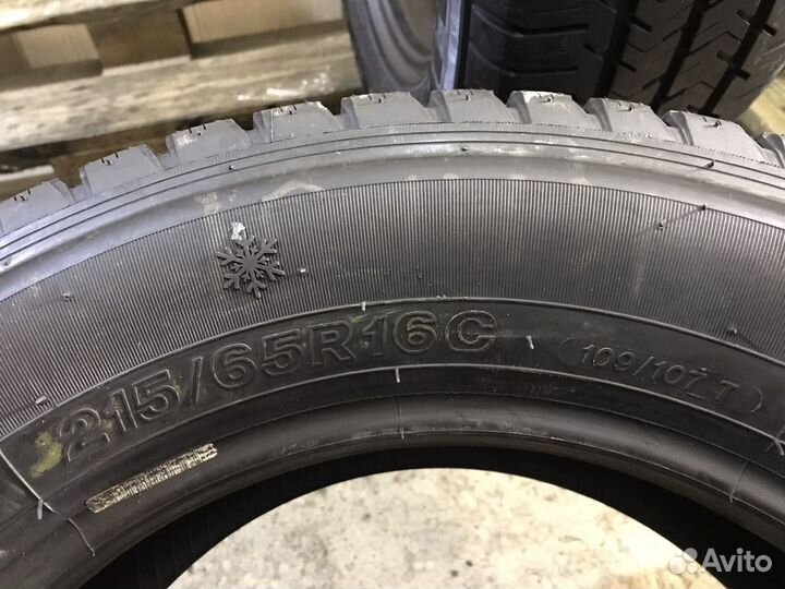 Firestone Vanhawk Winter 215/65 R16C