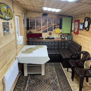 Гараж, > 30 м²