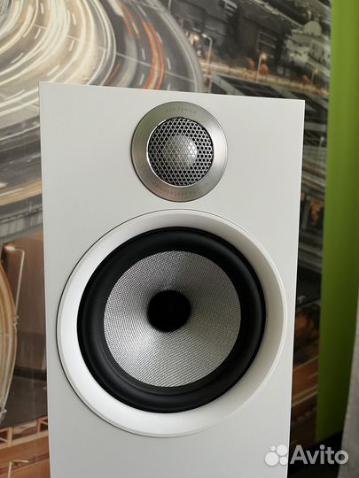Bowers & Wilkins 606 S2