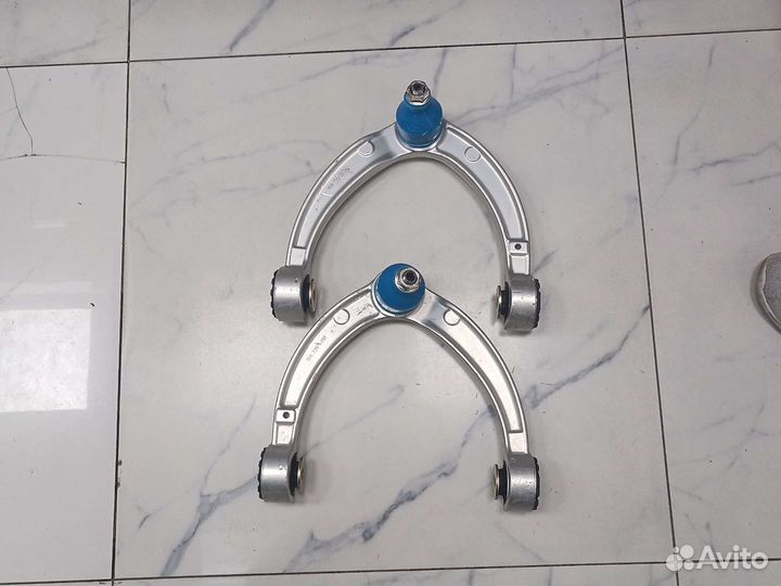 Рычаг подвески передний левый Mercedes-Benz W166