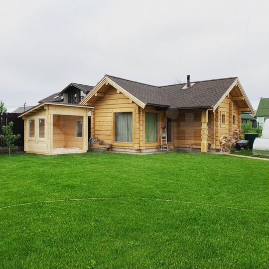 Коттедж 190 м² на участке 10 сот.