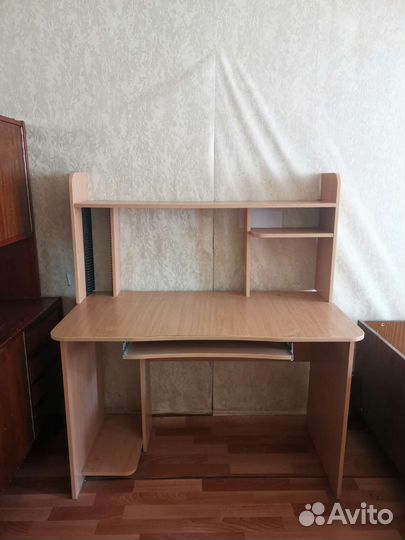Компьютерный столик бу