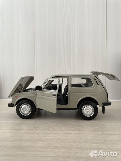 Модель автомобиля нива4х4