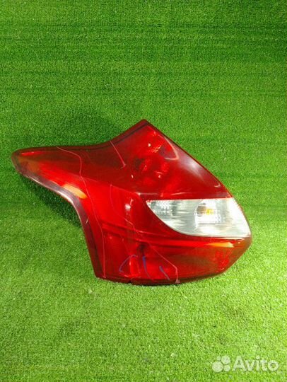 Фонарь задний левый Ford Focus 3 хэтчбэк 1.6 2011