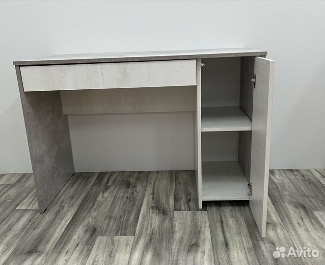 Стол письменный (Арт. Ст10)