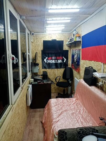 Гараж, > 30 м²