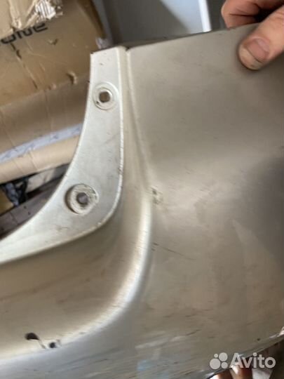 Бампер задний toyota corolla 150