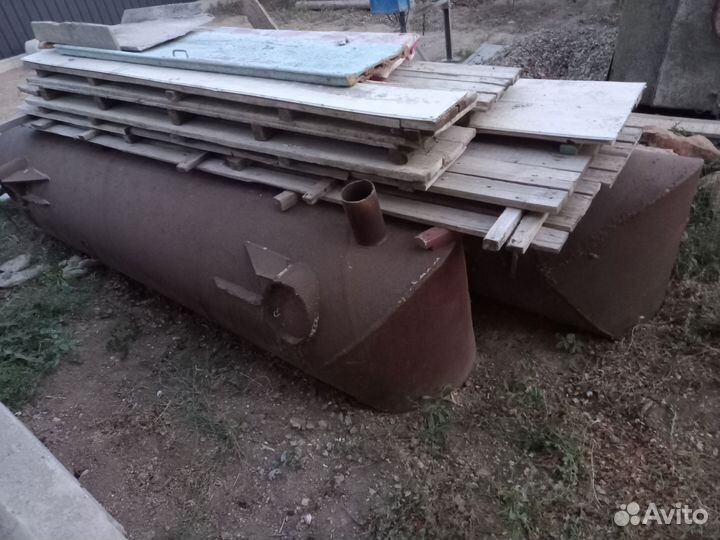 Емкость (понтон)