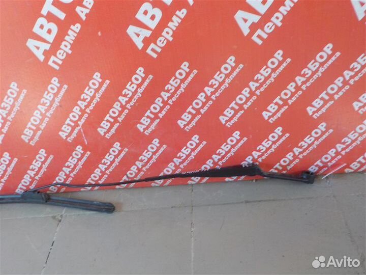 Поводок дворника правый LADA Granta FL 21127 2021