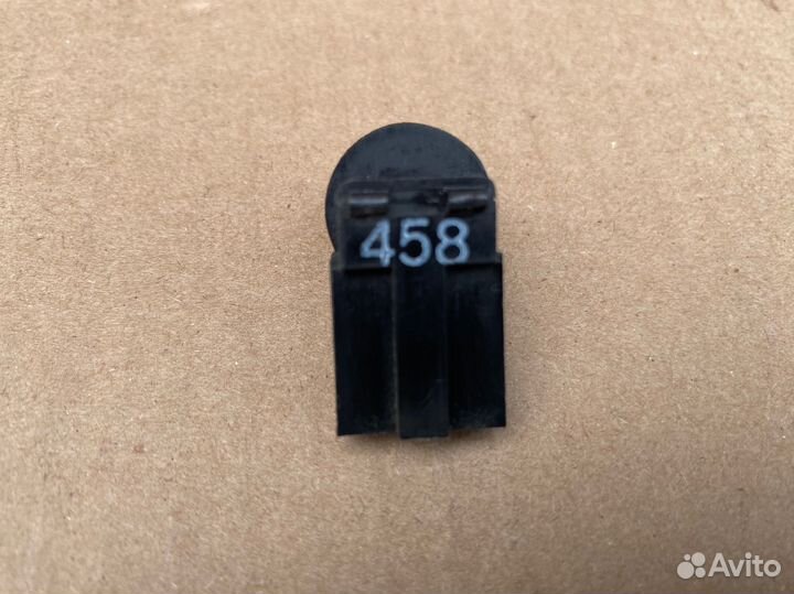 Датчик тем-ры в корпус печки Audi A4 B5 1H0807543A