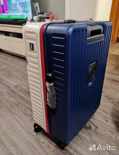 Чемодан на колесах