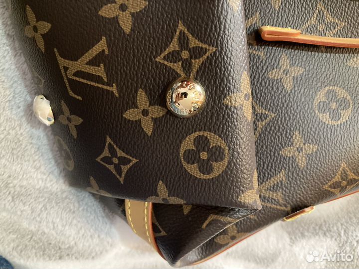 Сумка louis vuitton