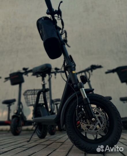 Электросамокат куго с1+ с большими колесами