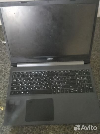 Ноутбук acer aspire 7 и мышка Razer viper
