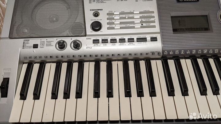 Синтезатор yamaha PSR-E403