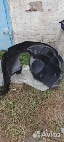 Подкрылок передний левый renault duster