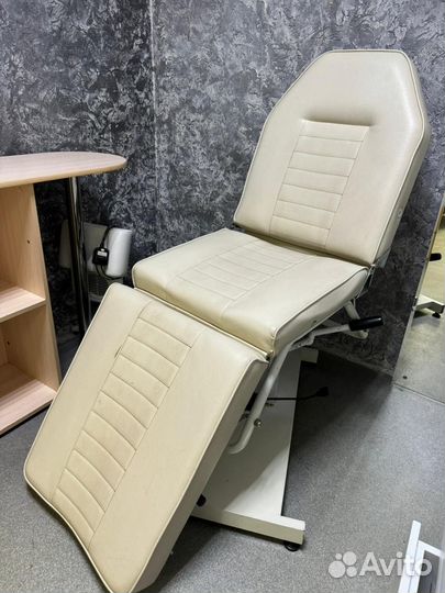 Косметологическое кресло на гидравлике