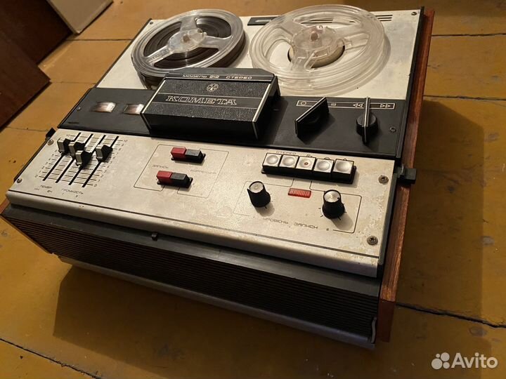 Магнитофон Комета 202 катушечный СССР Раритет
