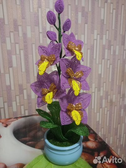 Продам цветы из бисера