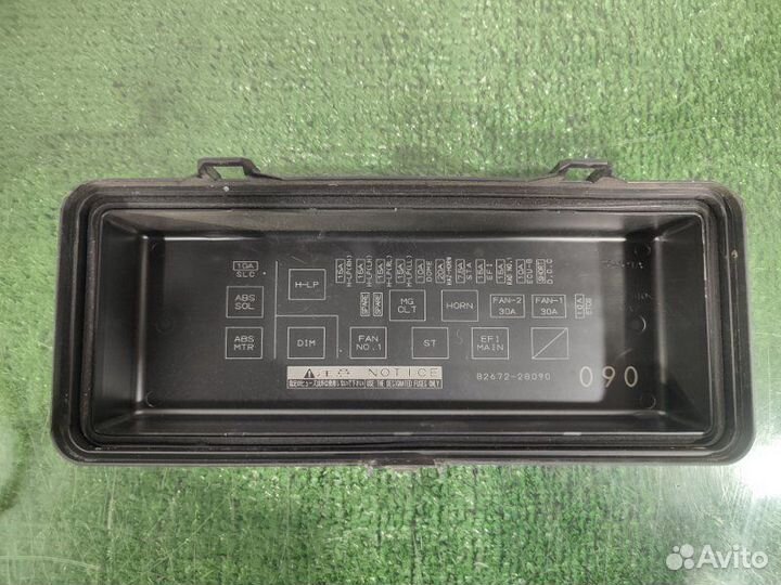 Блок предохранителей Toyota Estima ACR30 2azfe