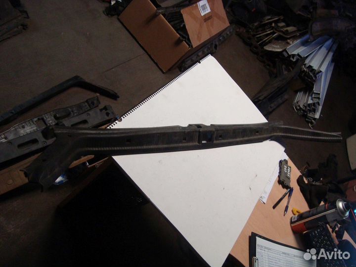 Накладка задней стенки багажного отделения W140 A1