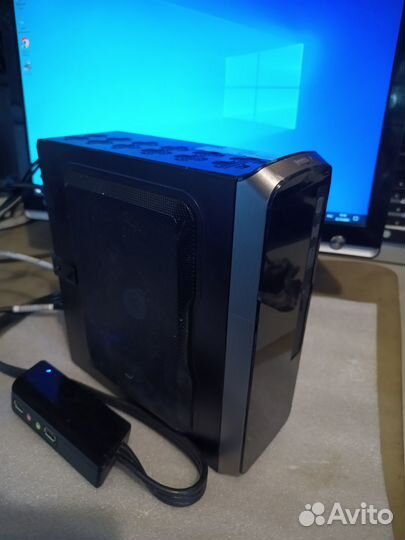 Неттоп InWin BQ660 / i3-4170 / 8Гб / SSD