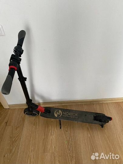 Электросамокат Nortok, не на ходу