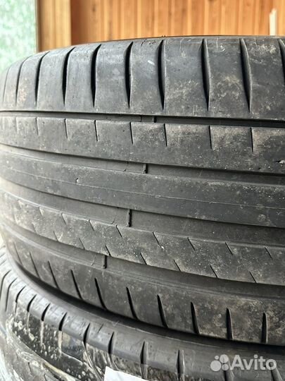 Michelin Pilot Sport 4 255/45 R19