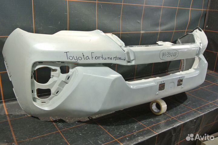 Бампер передний - Toyota Fortuner